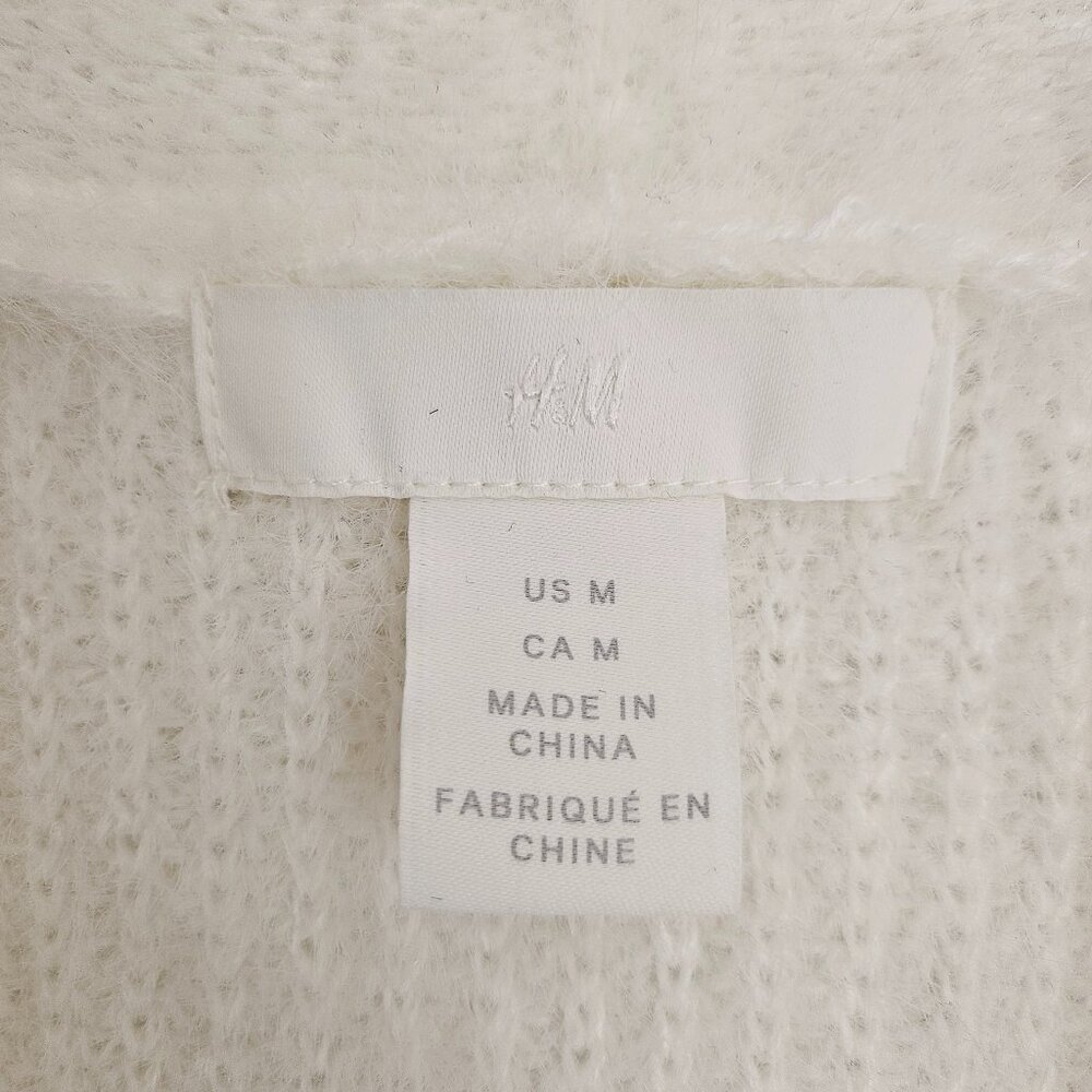 H&M Cream Fuzzy Knit Cardigan M Soft Cozy V-Neck Button - Picture 4 of 8